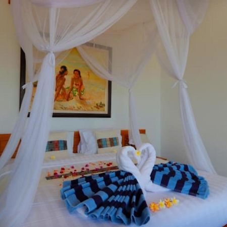 Villa Saraswati Lovina Екстериор снимка