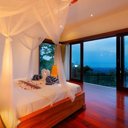 Villa Saraswati Lovina Екстериор снимка